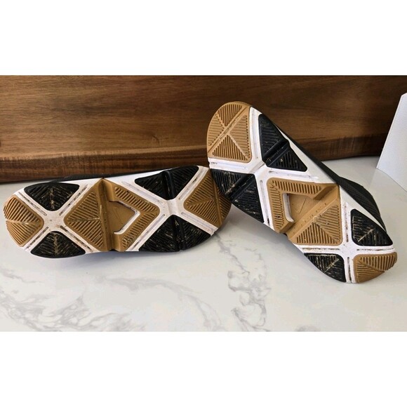 Nike Go Flyease - Black White Gum Men Size 6